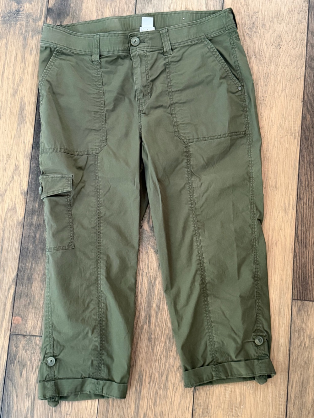 Chico's Women's Crop Cargo Pants in Olive Green sz 1.5 Petite or 10P NWOT New